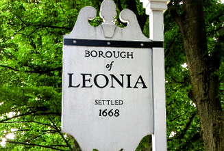 Leonia